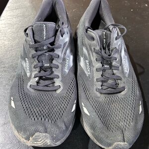 Brooks Adrenaline GTS Black Running Shoes Size 12 Good Condition